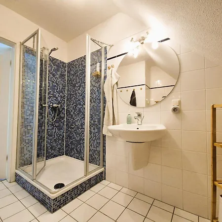 Swart Johann - 4 Personen, Haustier, Naehe Bodden, Wlan Apartmán Born