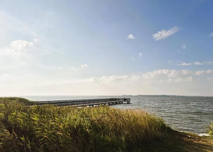 Swart Johann - 4 Personen, Haustier, Naehe Bodden, Wlan Born